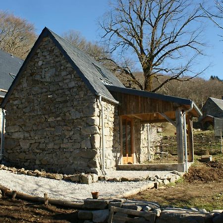 Le P'Tit Gite De Chomet La Tour-dʼAuvergne Esterno foto